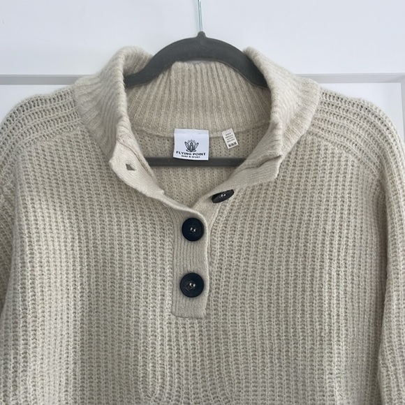 Button sweater size M - Picture 5 of 6